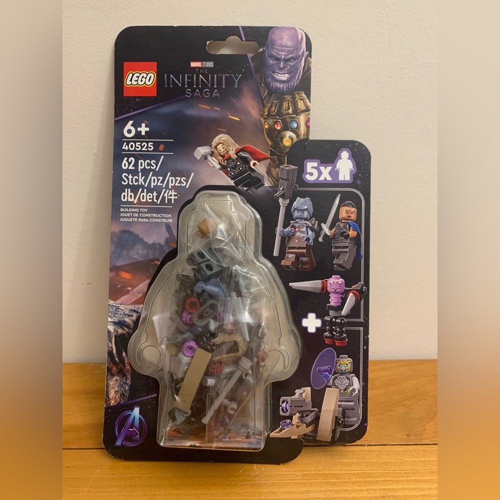 LEGO Infinity Saga Minifigure Set - 40525